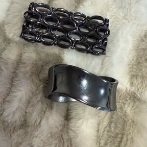 Black Metal Cuff Bracelets